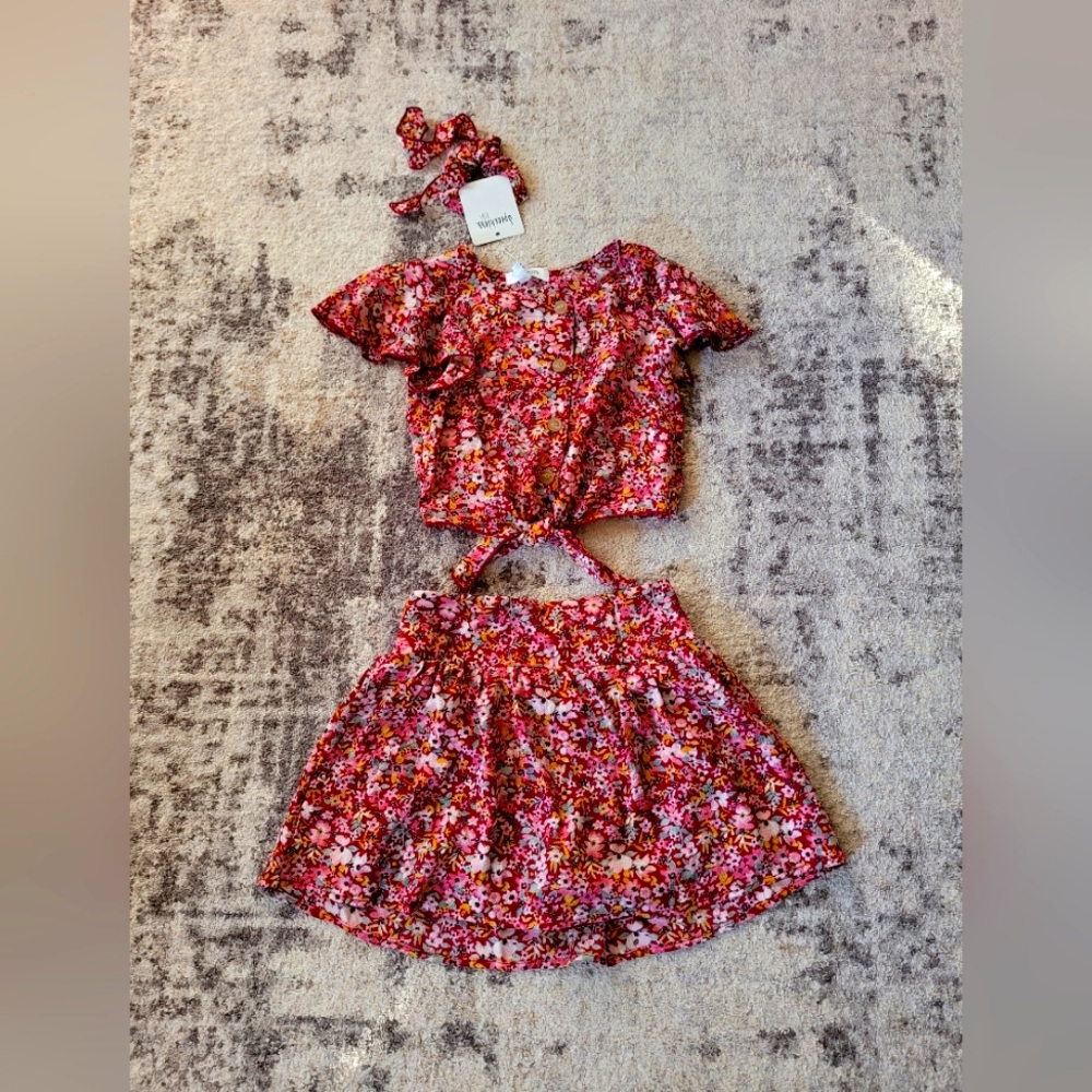 Girl's 3 piece set size 7 NWT